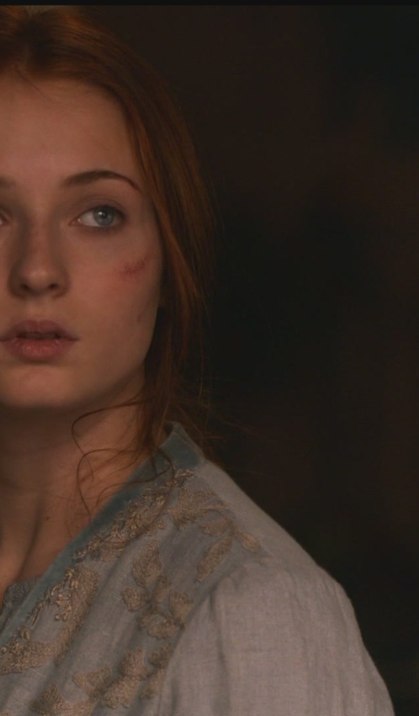 Популярная Софи Тернер