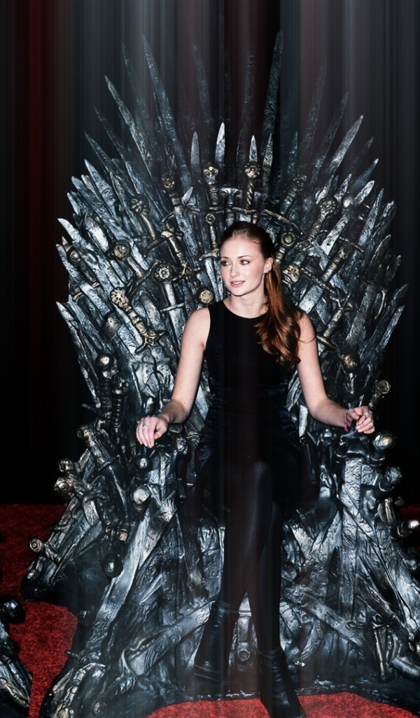 Популярная модель Софи Тернер