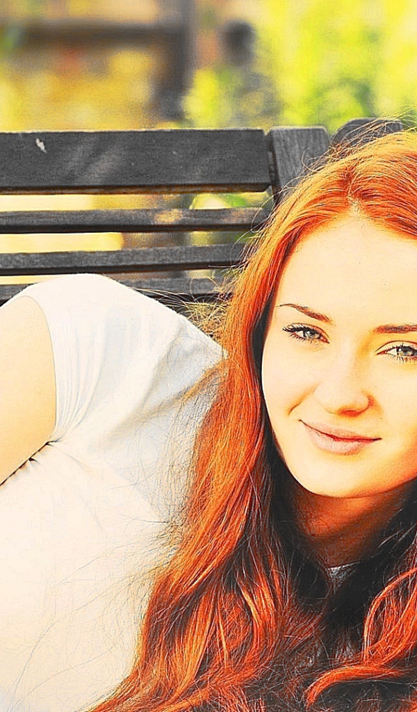 Очаровательная актриса Софи Тернер