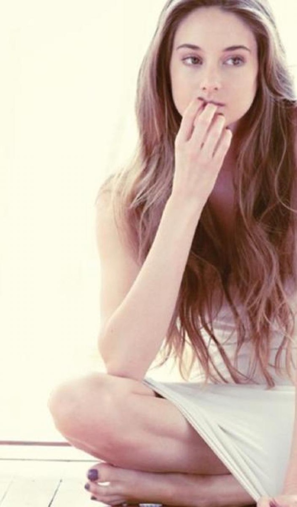 Знаменитая Шейлин Вудли