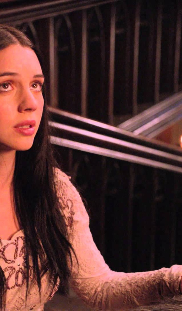 Очаровательная Аделаида Кэйн