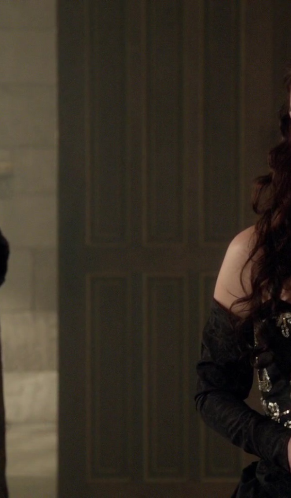 Очаровательная актриса Аделаида Кэйн