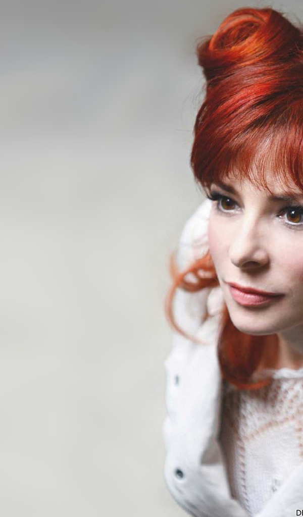 Популярная актриса Милен Фармер