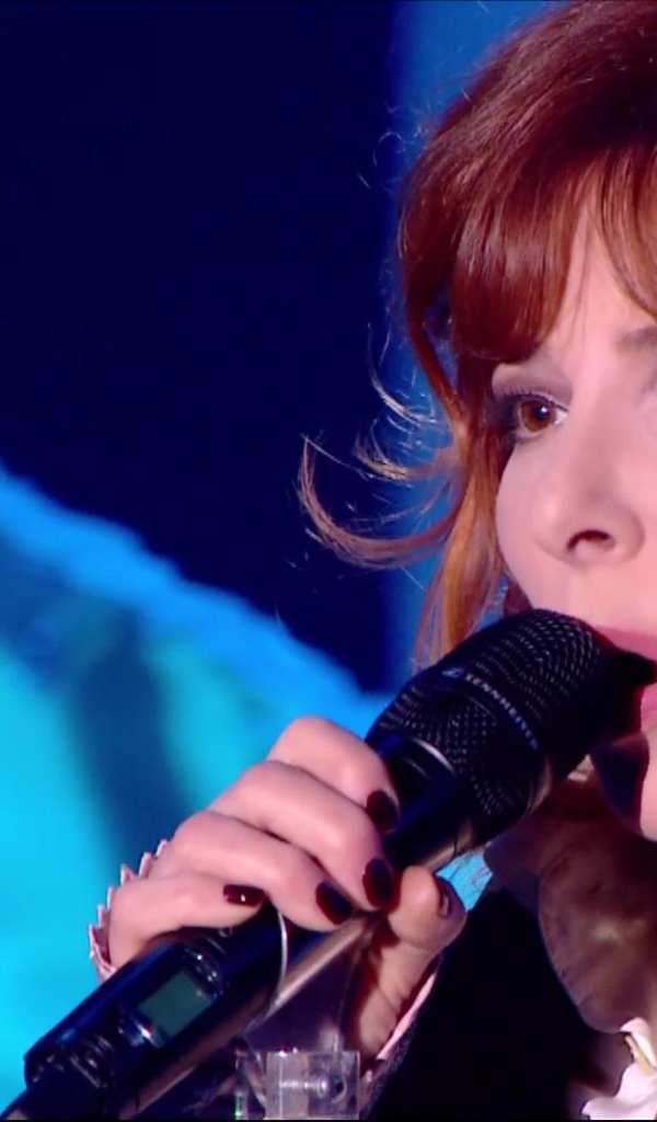 Красивая актриса Милен Фармер