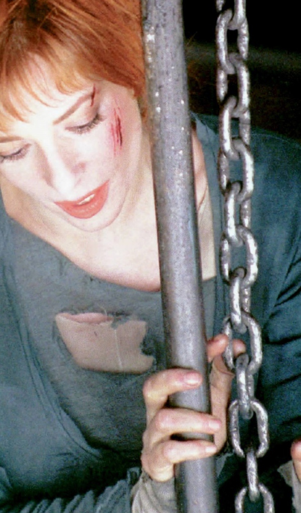 Очаровательная модель Милен Фармер