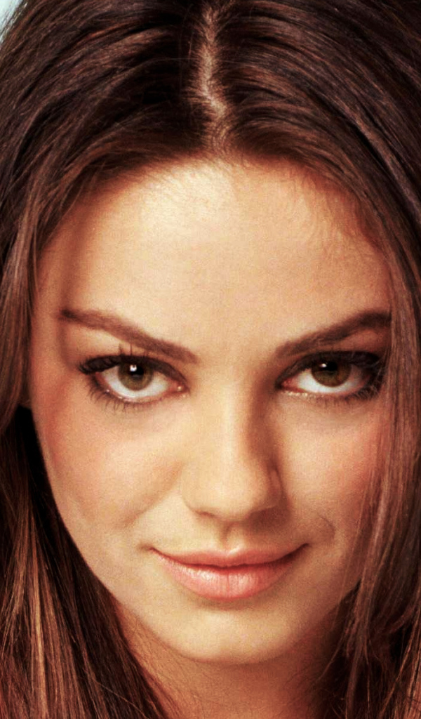 Актриса Мила Кунис из фильма Тед