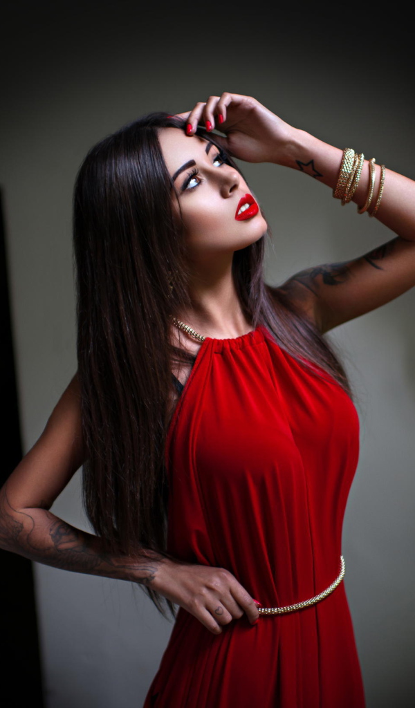 Красивая Диана Мелисон