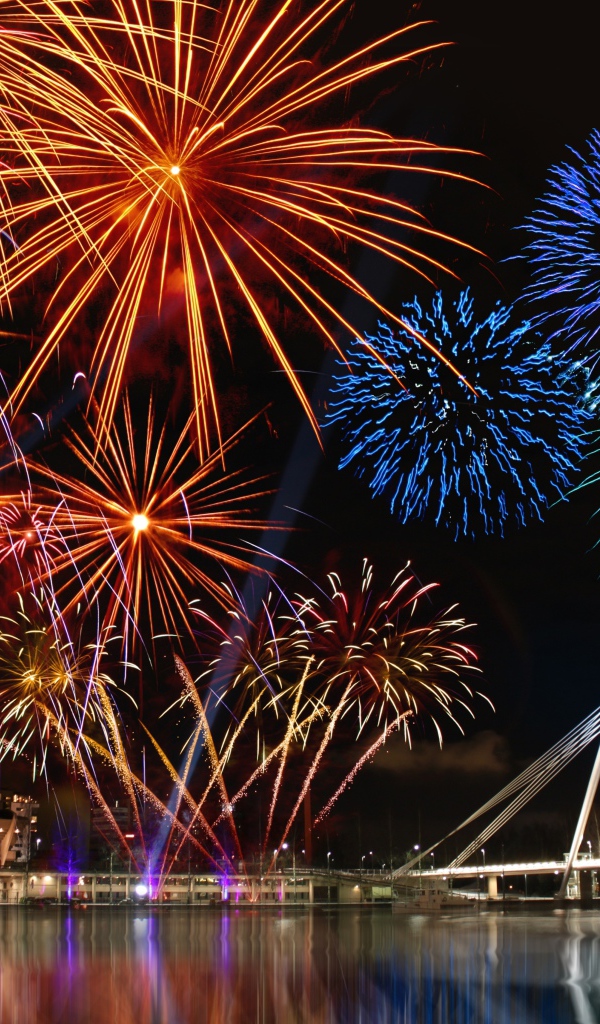 Праздничный салют