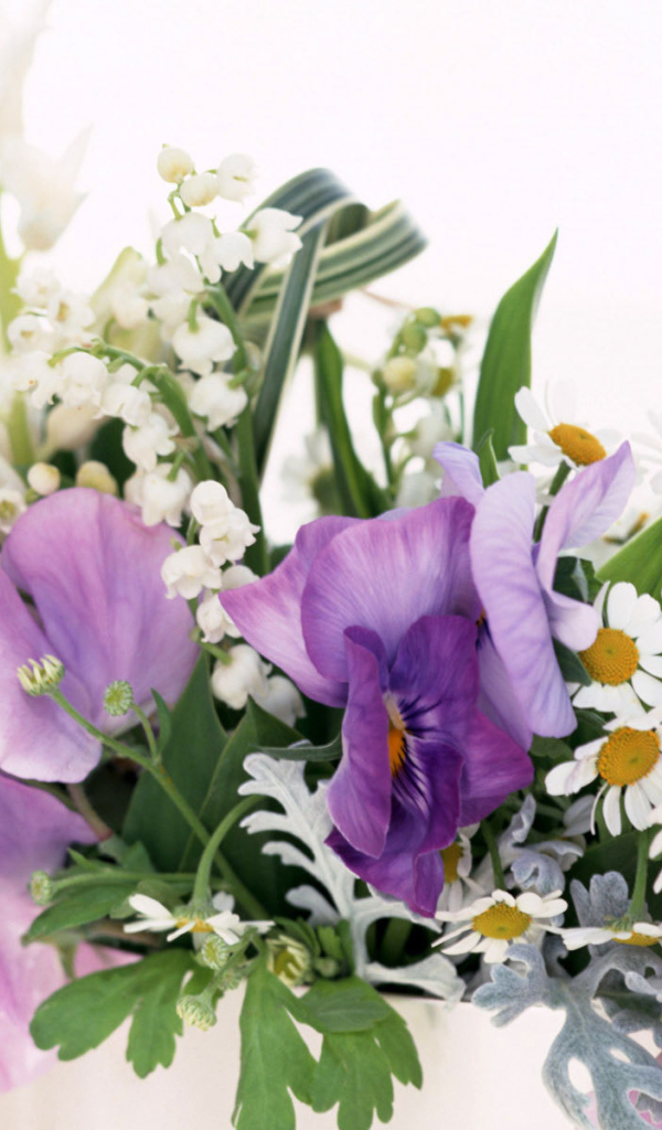 Цветочная композиция на 8 марта