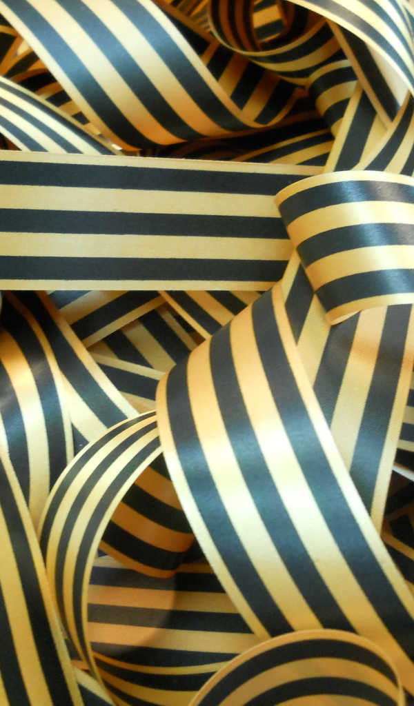 Георгиевские ленты в День Победы 9 мая