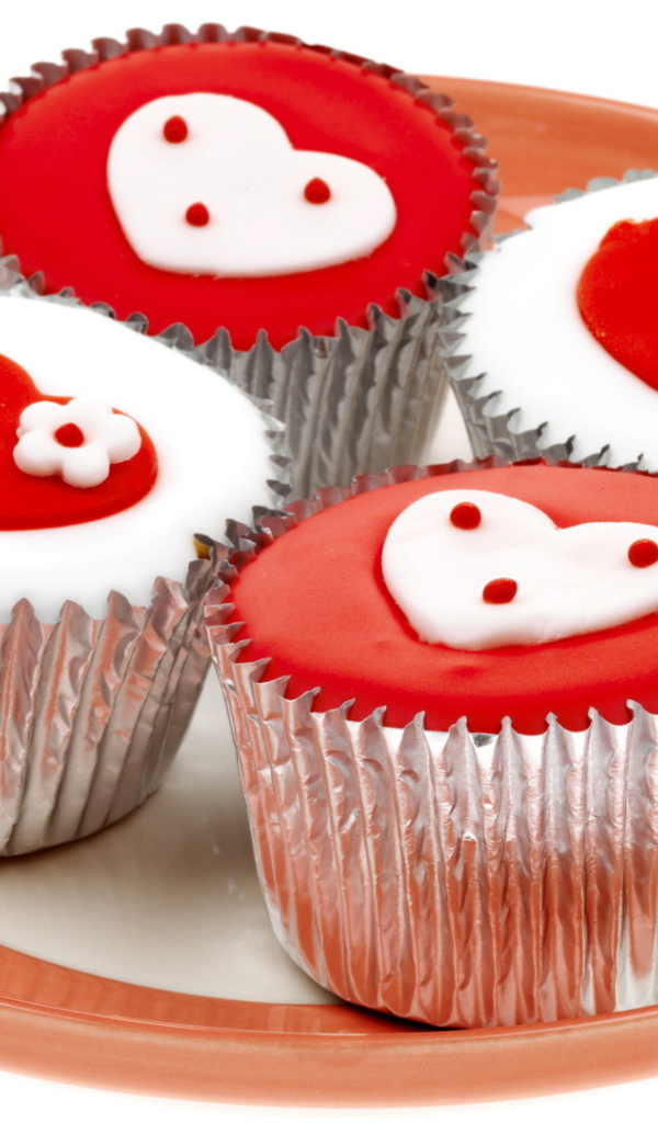 Кексы с сердечками на День Святого Валентина 14 февраля