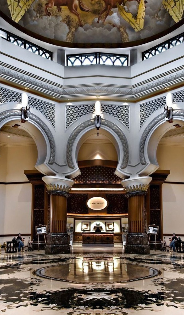 Интерьер зала ожидания