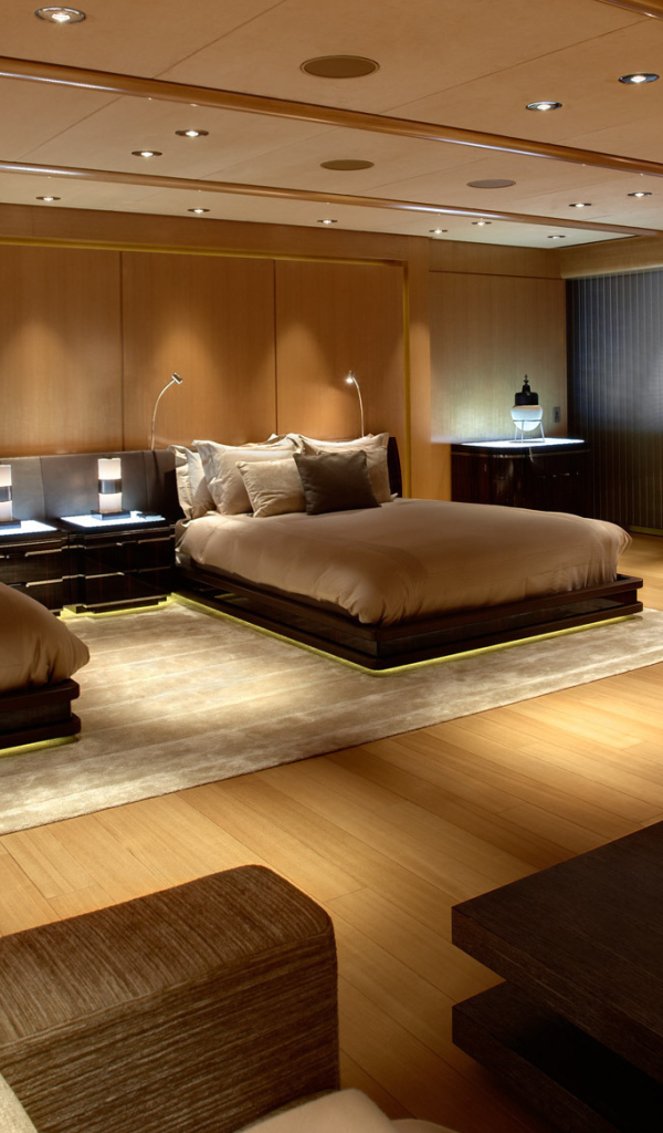 Спальня с двумя кроватями