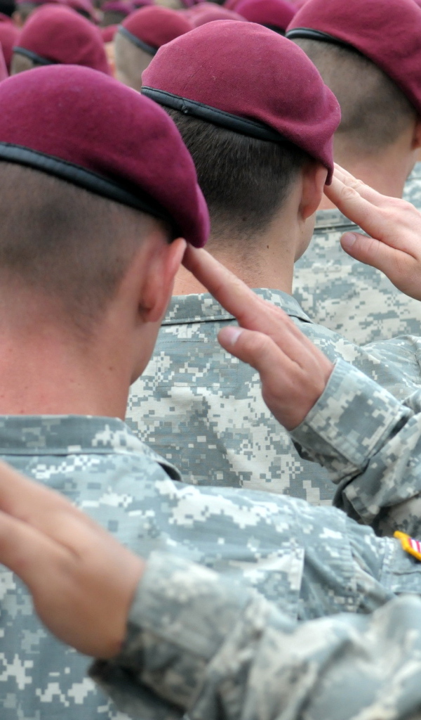 Солдаты в строю