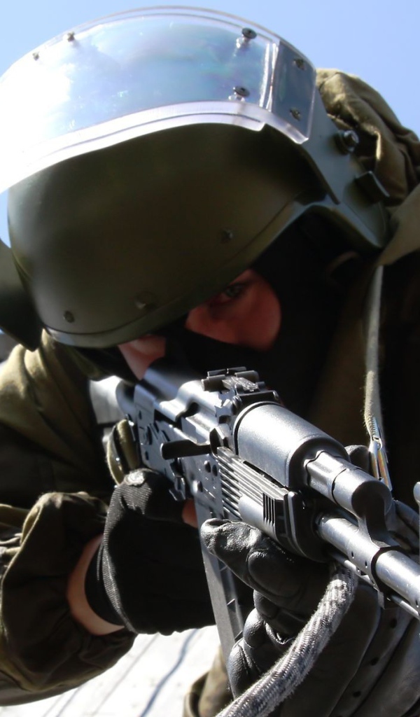 Боец спецназа