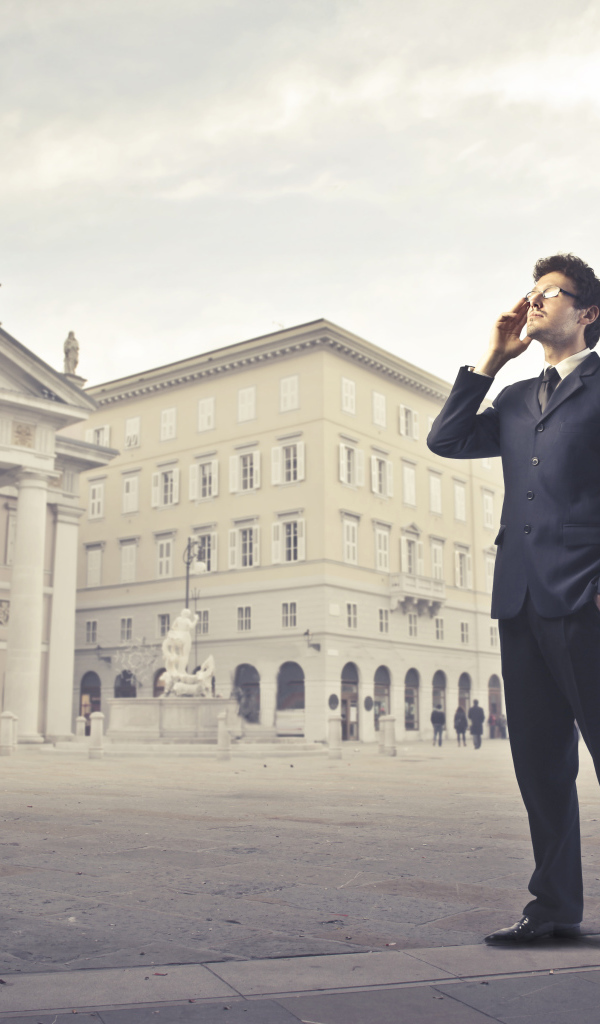 Мужчина в городе