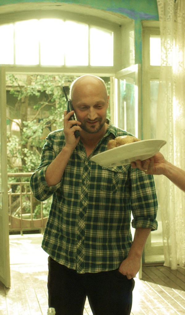 Знаменитый киноактер Гоша Куценко