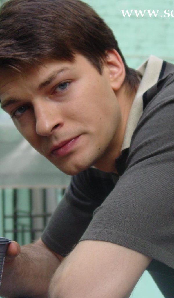 Актер Даниил Страхов