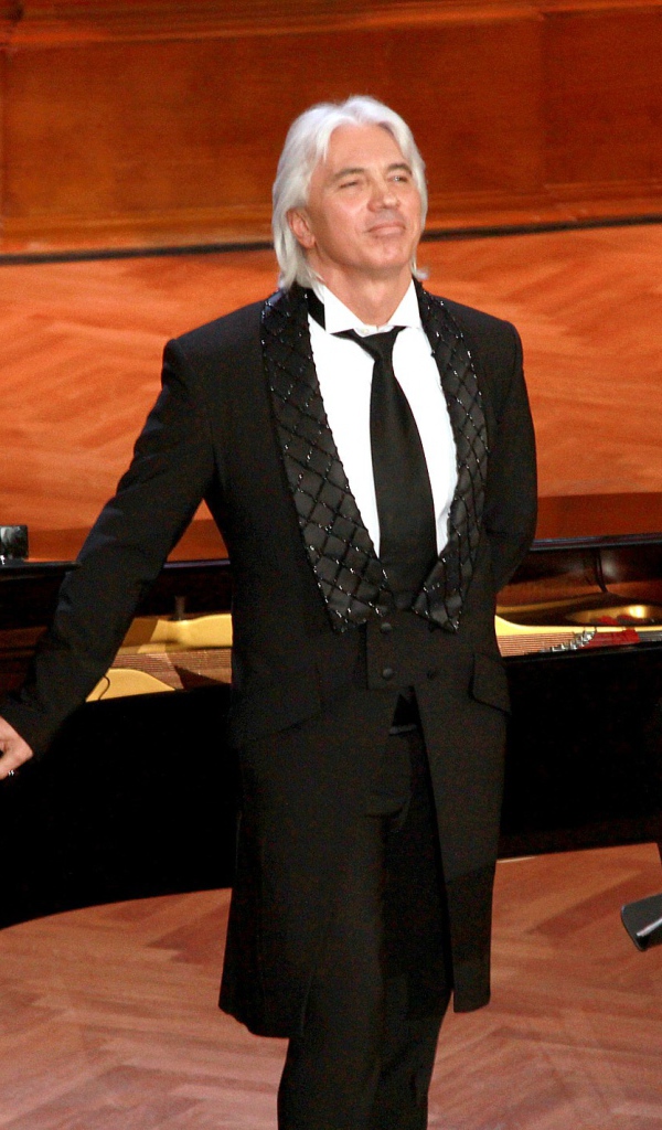 Знаменитый Дмитрий Хворостовский