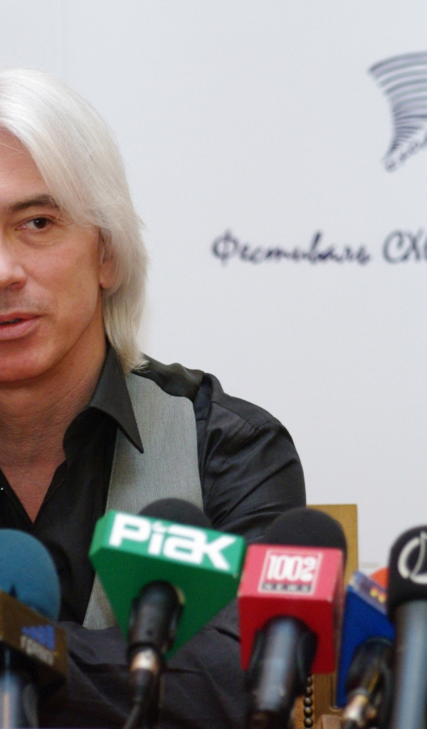 Суперзвезда Дмитрий Хворостовский