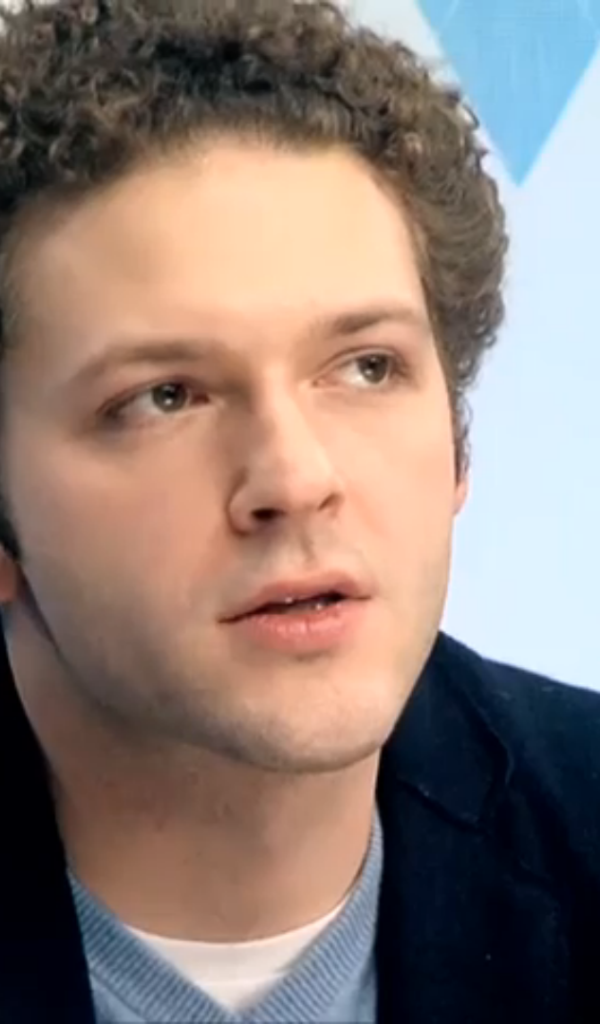 Актер Константин Крюков