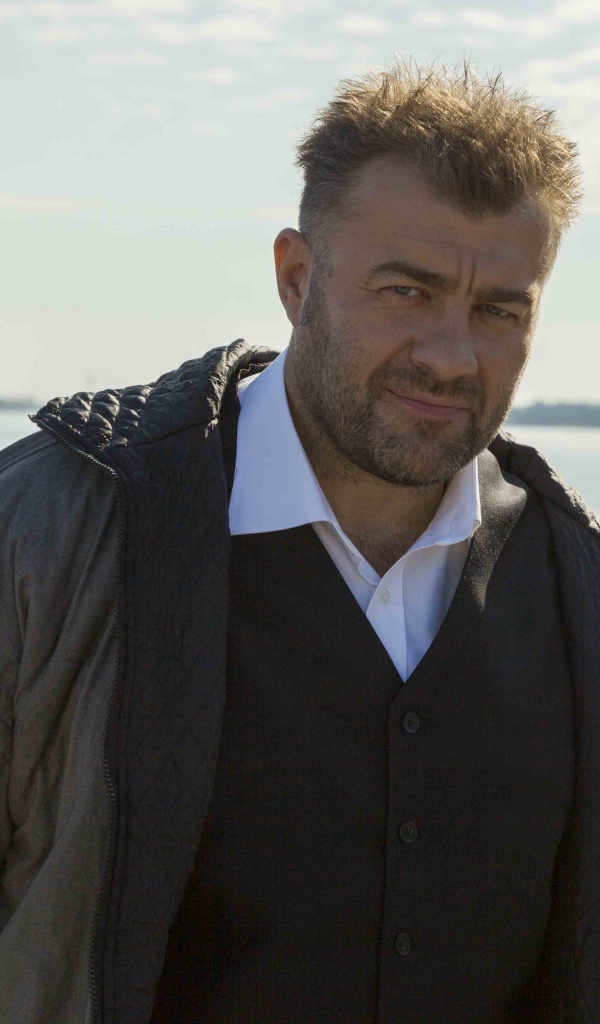 Актер Михаил Пореченков