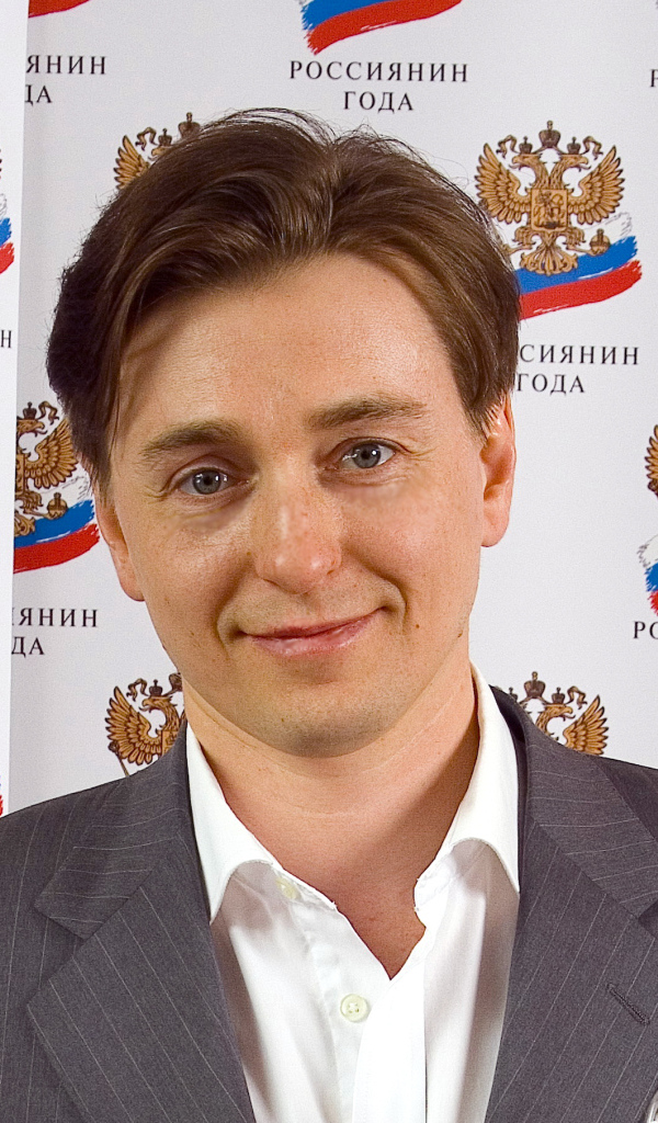 Знаменитый Сергей Безруков