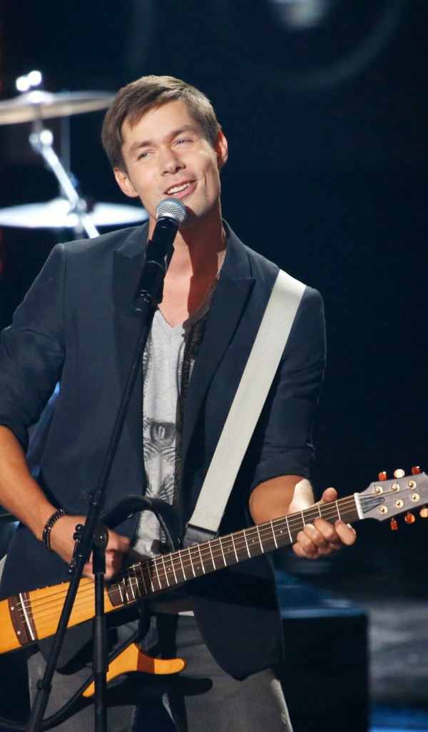 Знаменитая Суперзвезда Стас Пьеха