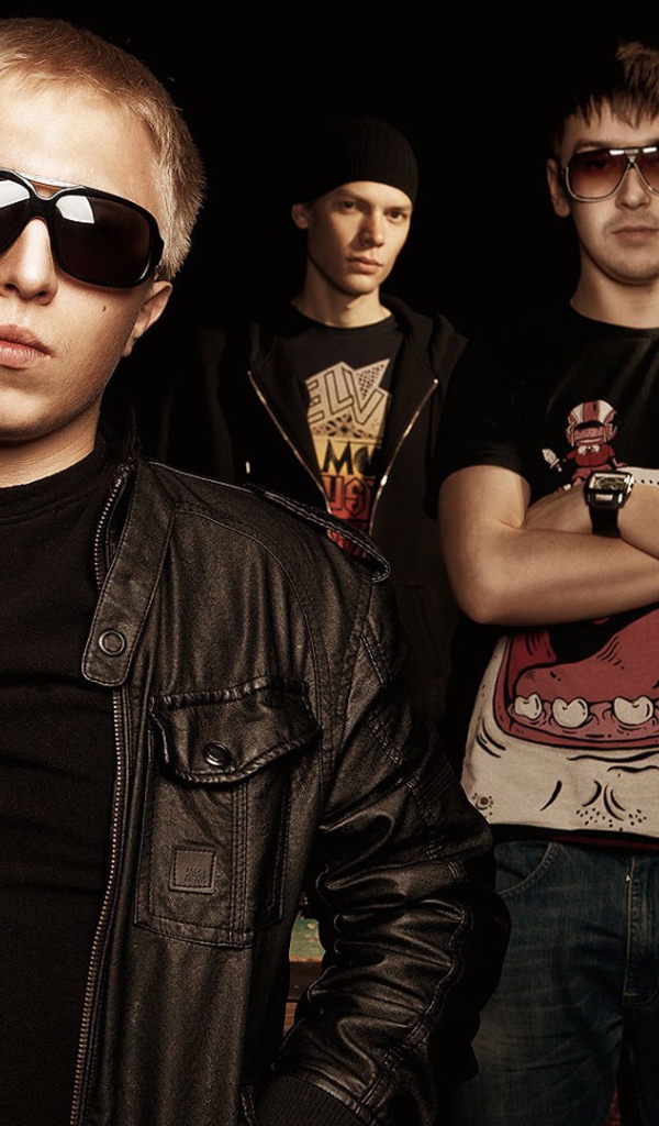 Знаменитость Витя АК