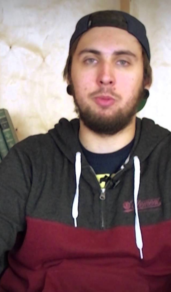 Знаменитость Максим Голополосов