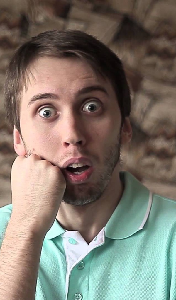 Популярная суперзвезда Максим Голополосов