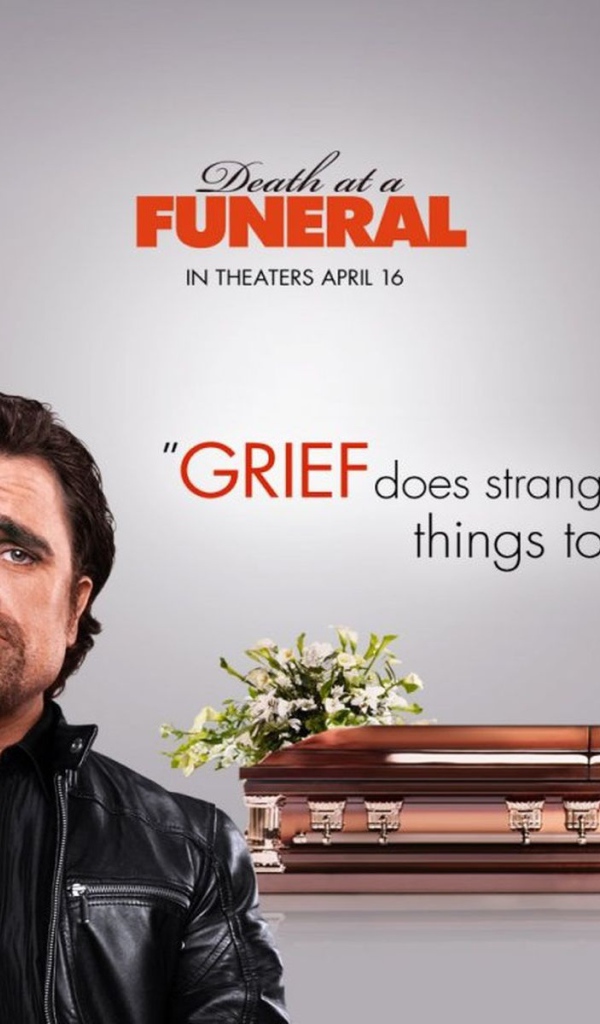 Знаменитая Кинозвезда Питер Динклэйдж