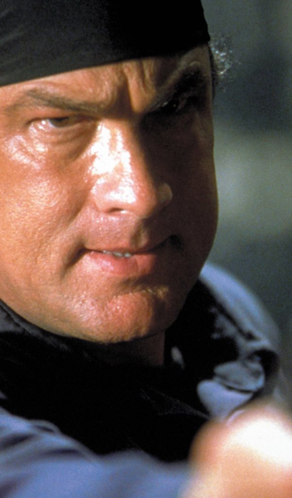 Возлюбленный Стивен Сигал