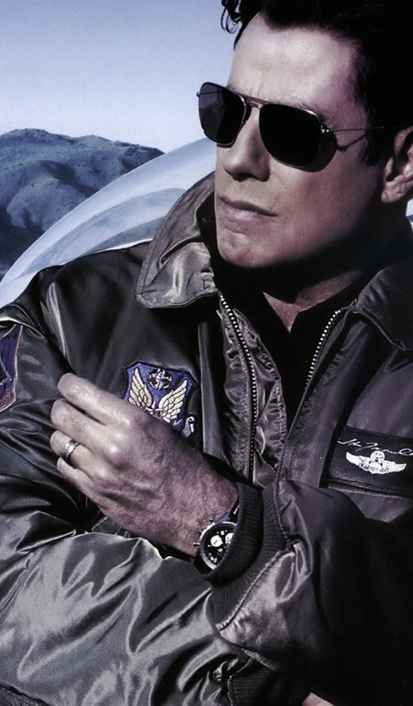 Известный актер Джон Траволта