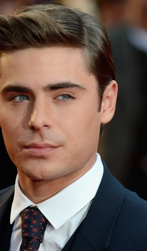 Известный актер Зак Эфрон