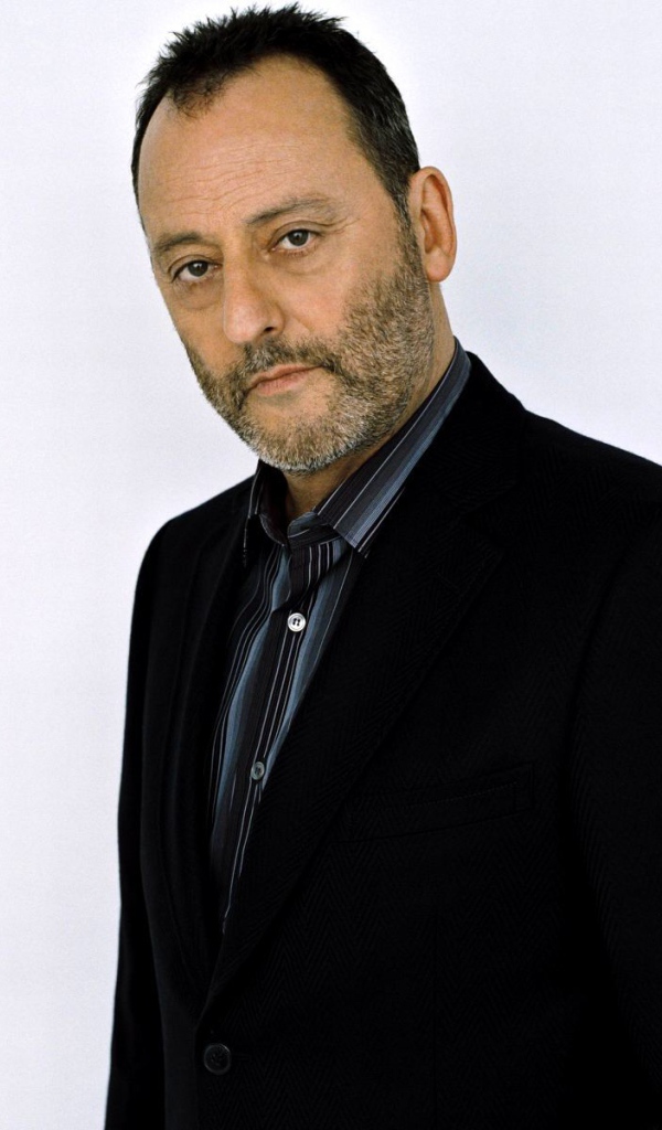 Известный Жан Рено