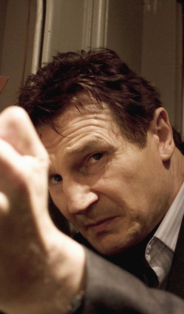 Известный Лиам Нисон