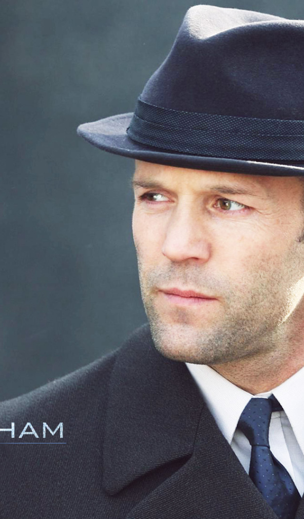 Джейсон Стейтен в черной шляпе