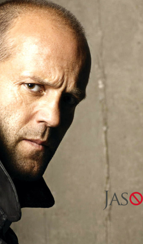 Джейсон Стейтен в кожаной куртке