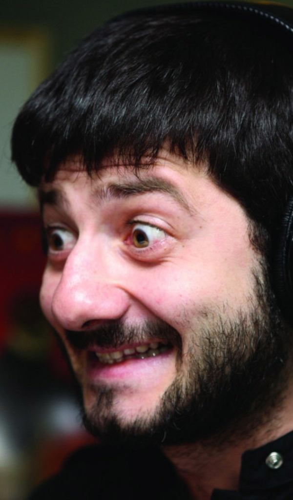 Михаил Галустян