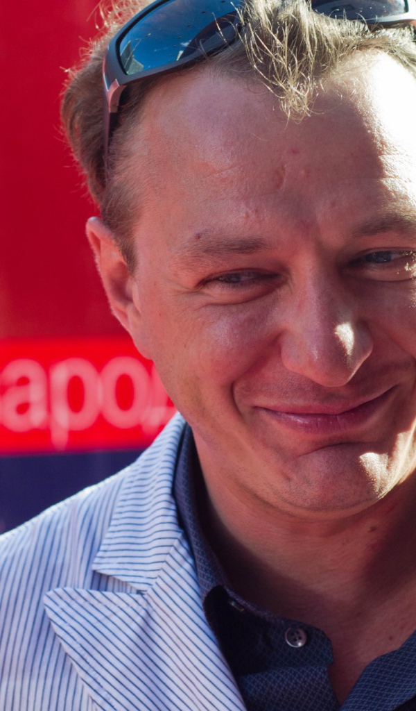 Кино актер Марат Башаров