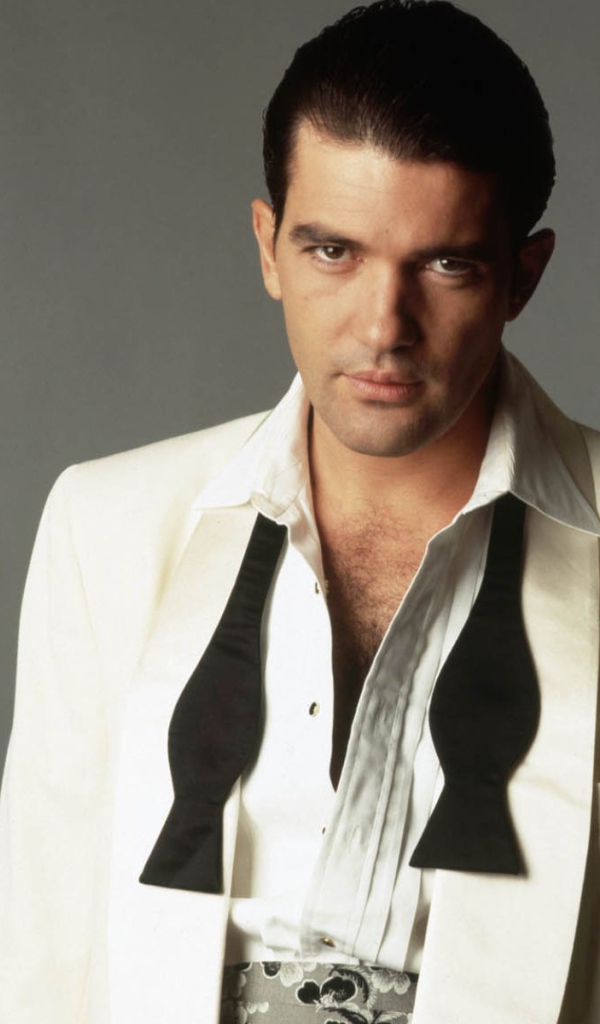 Популярный Актер Антонио Бандерас
