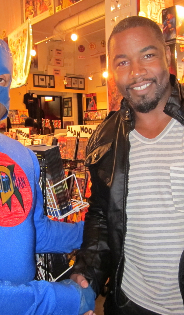 Популярный Майкл Джей Уайт