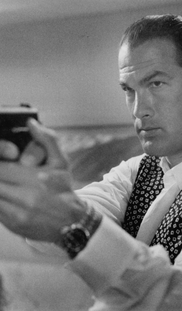 Стивен Сигал