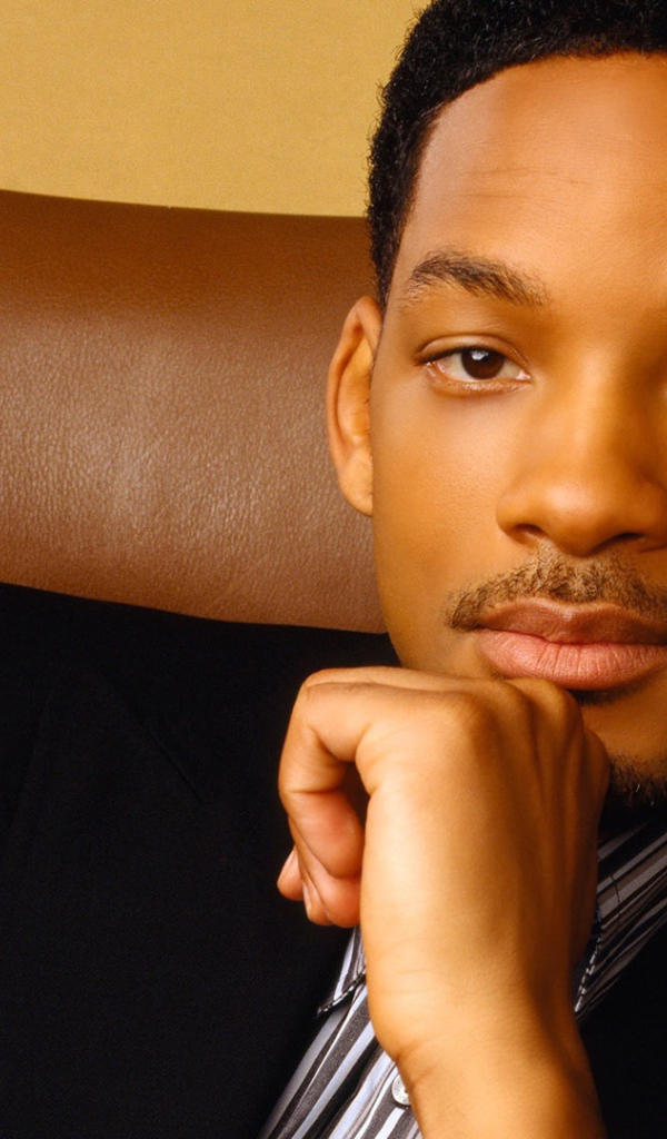 Уилл Смит на диване