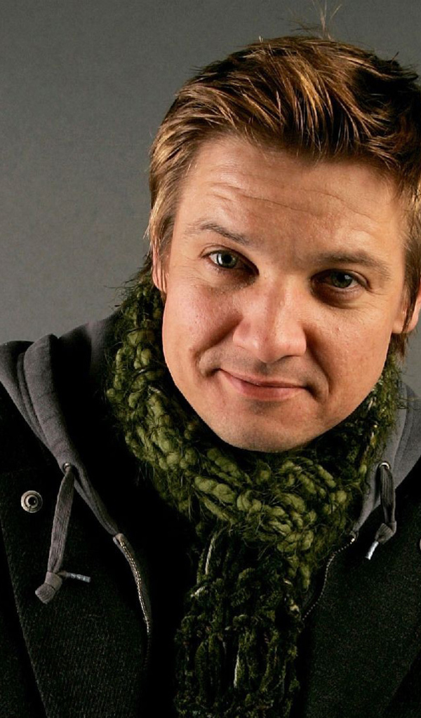  Актер Джереми Реннер