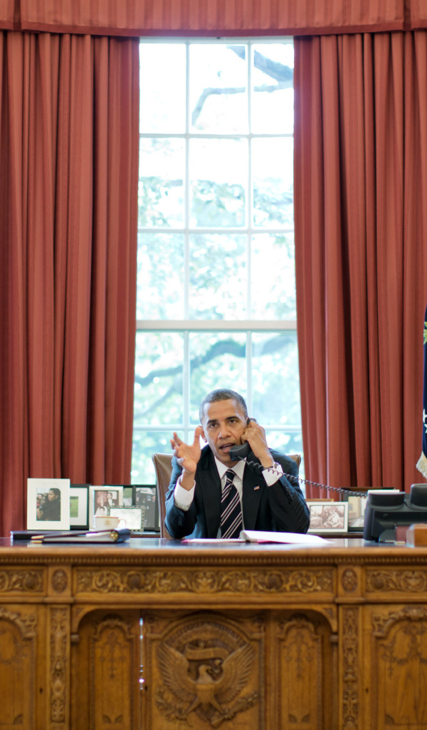 Барак Обама в кабинете