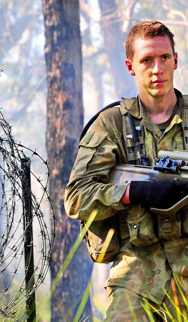 Солдат с винтовкой