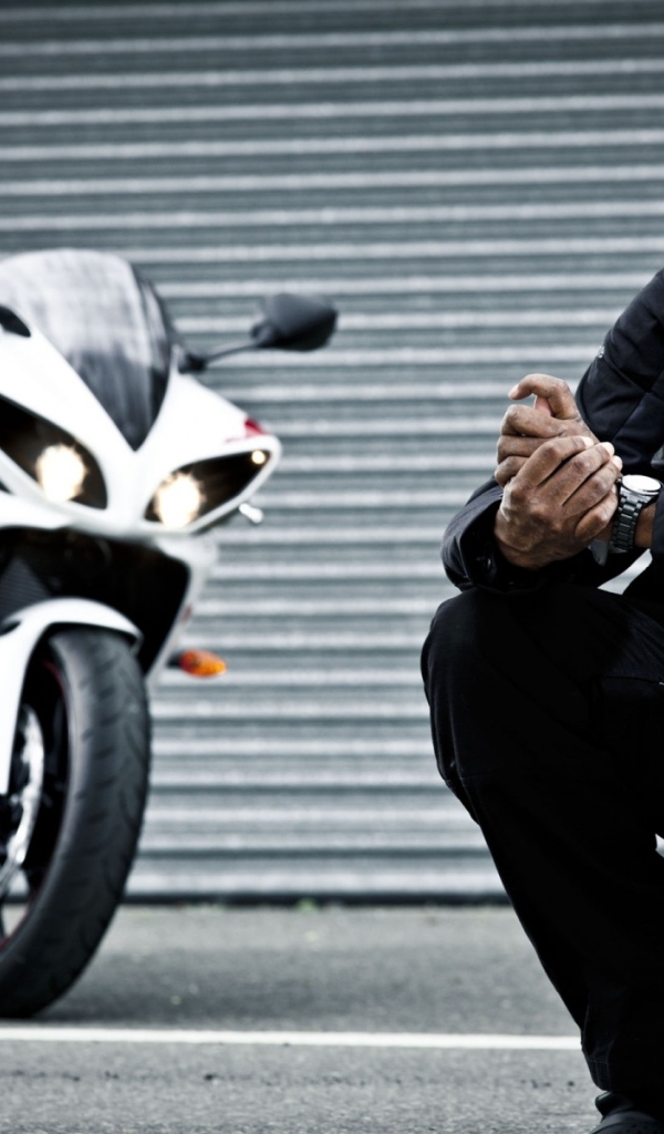 Тайо Круз певец