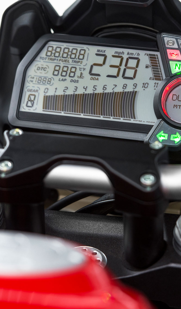 Красивый мотоцикл Ducati Multistrada 1200 S Granturismo